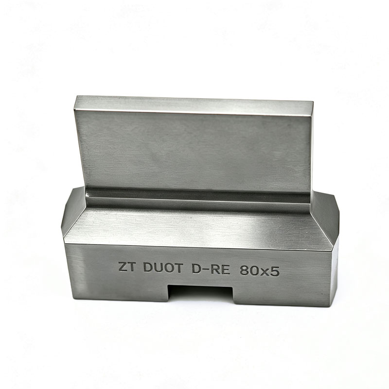 punch knife punch knife